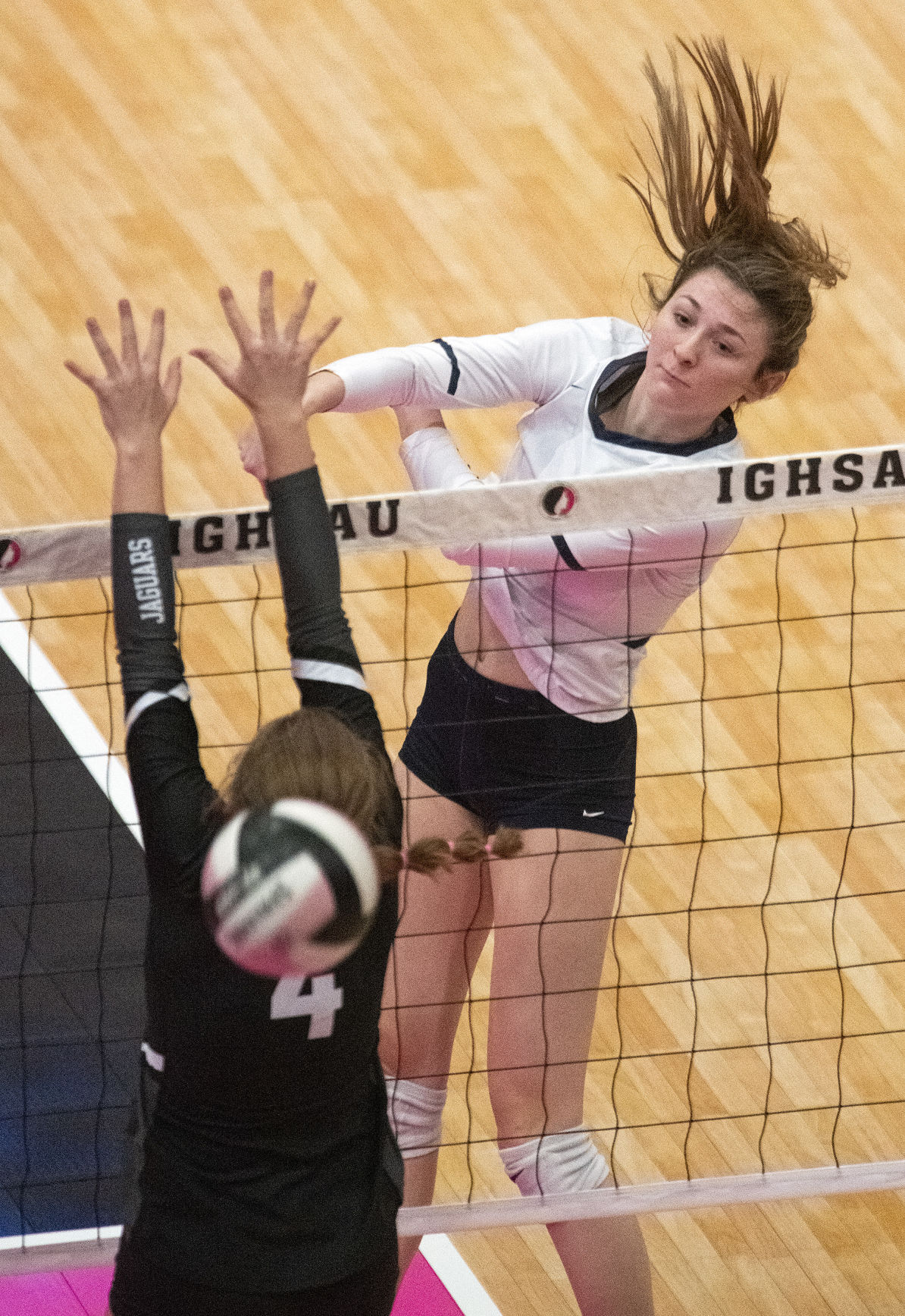 Pleasant Valley vs Ankeny Centennial 2021 state volleyball